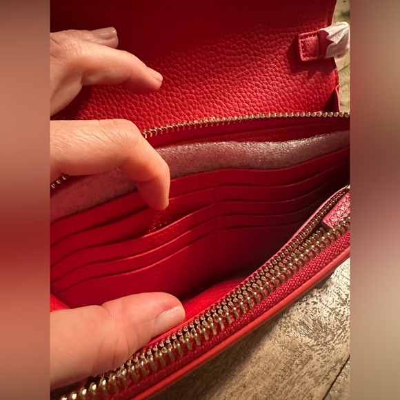 Tory Burch Red Crossbody Bag - Picture 6 of 12